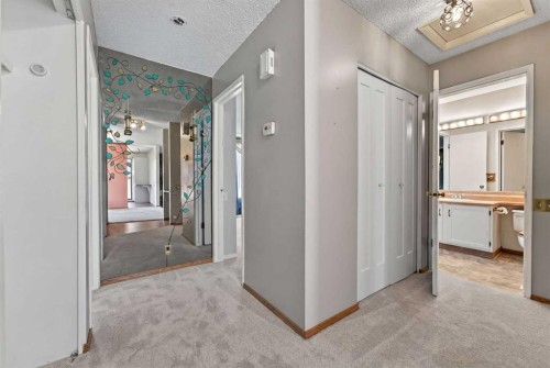 204 Whiteridge Place Ne, Calgary, AB 