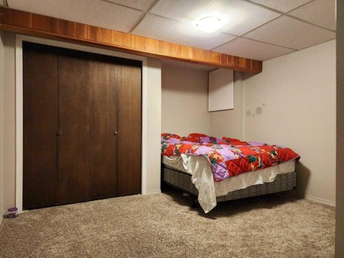 667 21St Street, Fort Macleod, AB - Indoor Photo Showing Bedroom