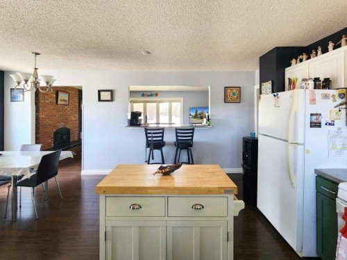667 21St Street, Fort Macleod, AB - Indoor