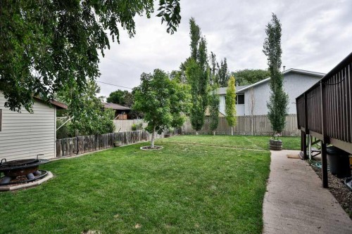 5217 38 Avenue, Taber, AB - Outdoor