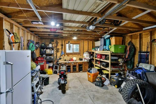 5217 38 Avenue, Taber, AB - Indoor Photo Showing Basement