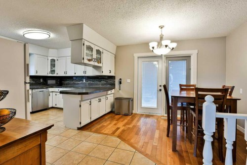 5217 38 Avenue, Taber, AB - Indoor
