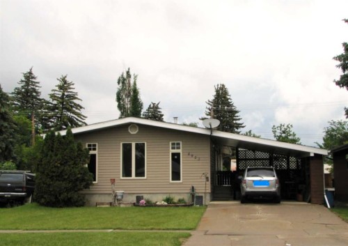 4923 52 Avenue  Taber, AB T1G 1H6