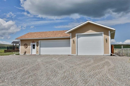 5 Walking Plow Estates, Cowley, AB 