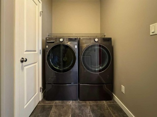 422 Lynx Terrace North, Lethbridge, AB 