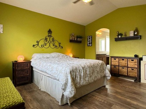 422 Lynx Terrace North, Lethbridge, AB 