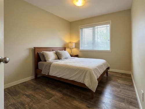 422 Lynx Terrace North, Lethbridge, AB 