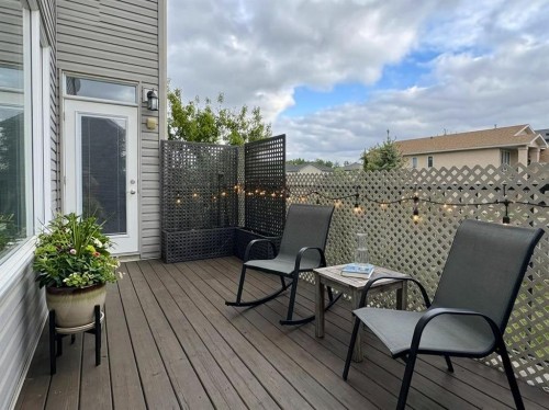 422 Lynx Terrace North, Lethbridge, AB 