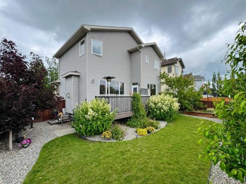 422 Lynx Terrace North, Lethbridge, AB 