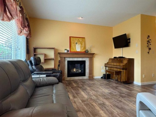 422 Lynx Terrace North, Lethbridge, AB 