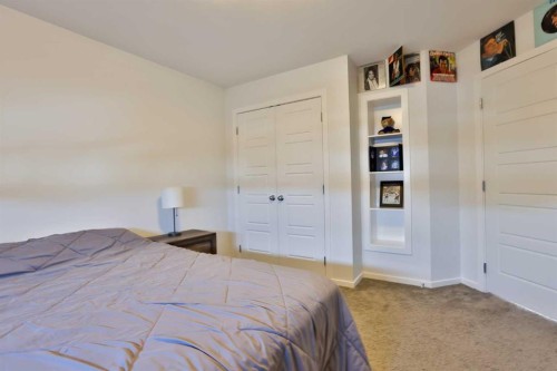 1374 Pacific Circle West, Lethbridge, AB 