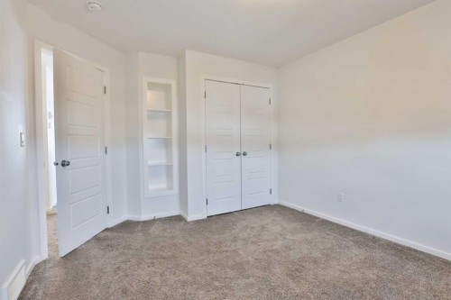 1374 Pacific Circle West, Lethbridge, AB 