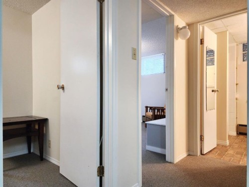 2211 10 Avenue South, Lethbridge, AB - Indoor Photo Showing Other Room