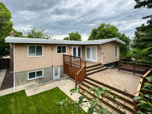 2409 20 Street North, Lethbridge, AB - Outdoor With Exterior