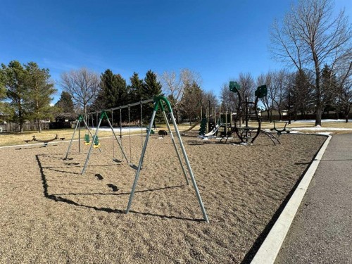 2409 20 Street North, Lethbridge, AB - Outdoor