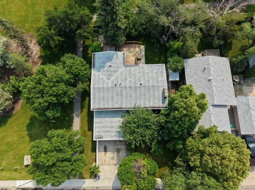 2409 20 Street North, Lethbridge, AB - Outdoor