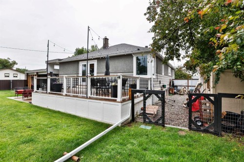 89 E 200 N, Raymond, AB - Outdoor With Deck Patio Veranda