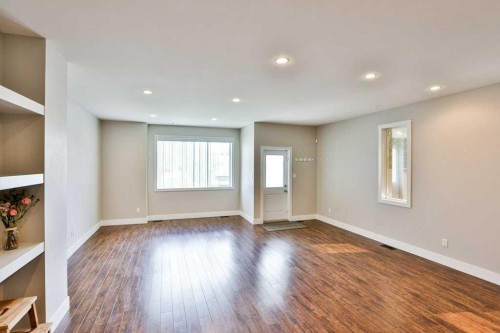 1207B 19A Avenue, Coaldale, AB 