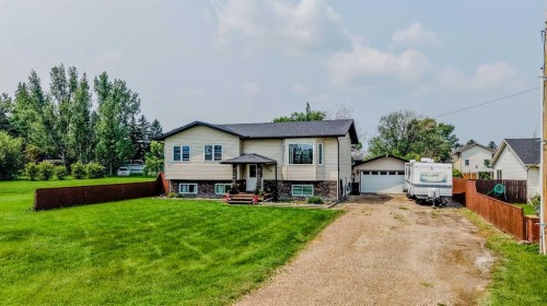 229 2A Street, Stirling, AB 