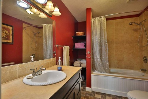 229 2A Street, Stirling, AB 