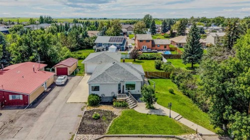 234 S 100 W, Raymond, AB - Outdoor With View