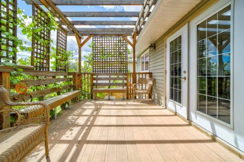 110 Temple Boulevard West, Lethbridge, AB 