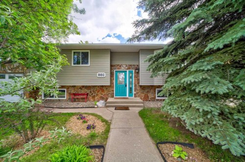 110 Temple Boulevard West, Lethbridge, AB 