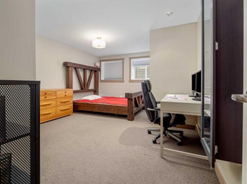 275 Mt Sunburst Way West, Lethbridge, AB - Indoor