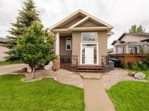 275 Mt Sunburst Way West, Lethbridge, AB - Outdoor