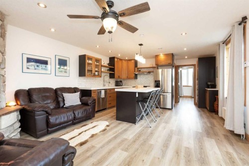 11333 20 Avenue, Blairmore, AB - Indoor