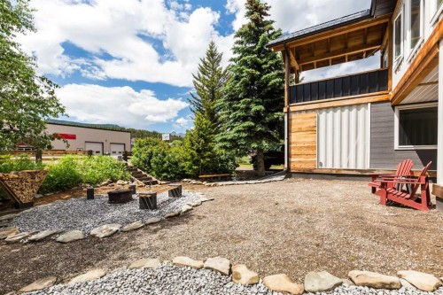 11333 20 Avenue, Blairmore, AB - Outdoor