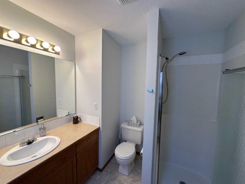 252 Red Crow Boulevard West, Lethbridge, AB 