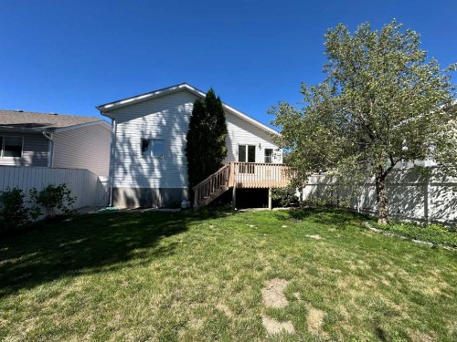 252 Red Crow Boulevard West, Lethbridge, AB 