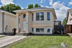 34 Chilcotin Way WESTLethbridge, AB T1K 7L7