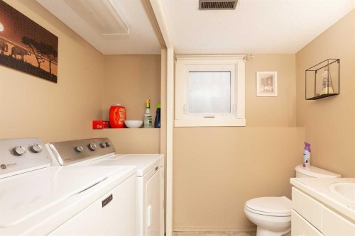 44 Lakhota Road West, Lethbridge, AB - Indoor