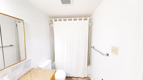 107-405 Columbia Boulevard West, Lethbridge, AB - Indoor