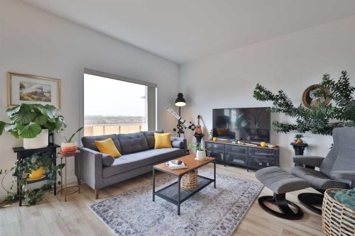 538 Malahat Green West, Lethbridge, AB - Indoor Photo Showing Living Room