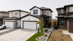 538 Malahat Green WESTLethbridge, AB T1J 5W4