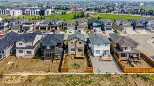538 Malahat Green West, Lethbridge, AB - Outdoor With Facade