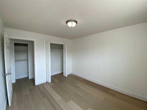 3-222 Mayor Magrath Drive North, Lethbridge, AB - Indoor Photo Showing Other Room