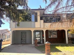 1108 10 Avenue NORTHLethbridge, AB T1H 1K1
