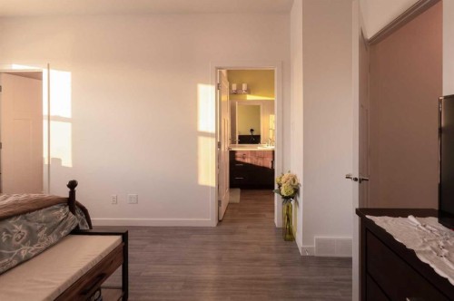 318 Lynx Road North, Lethbridge, AB - Indoor