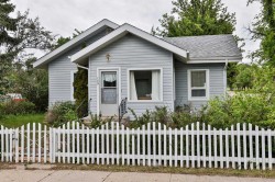129 2 Avenue NEMilk River, AB T0K 1M0