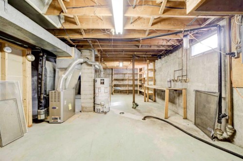 726 10 Avenue South, Lethbridge, AB 