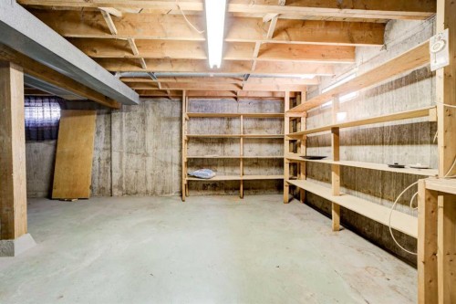 726 10 Avenue South, Lethbridge, AB 