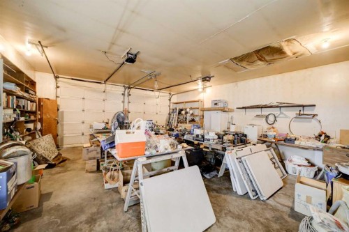 726 10 Avenue South, Lethbridge, AB 