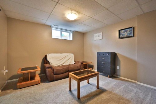 4602 6 Street, Coalhurst, AB - Indoor Photo Showing Other Room