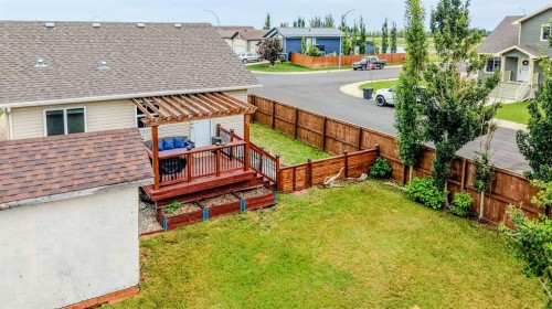 4602 6 Street, Coalhurst, AB - Outdoor