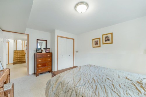 781 Red Crow Boulevard West, Lethbridge, AB - Indoor Photo Showing Bedroom