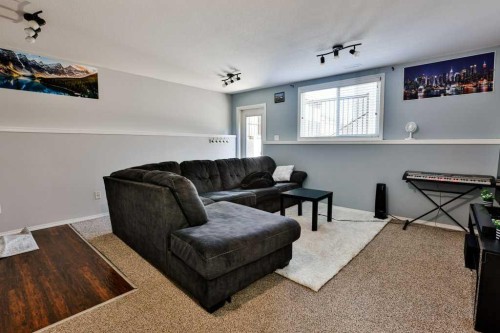 334 Keystone Lane West, Lethbridge, AB - Indoor